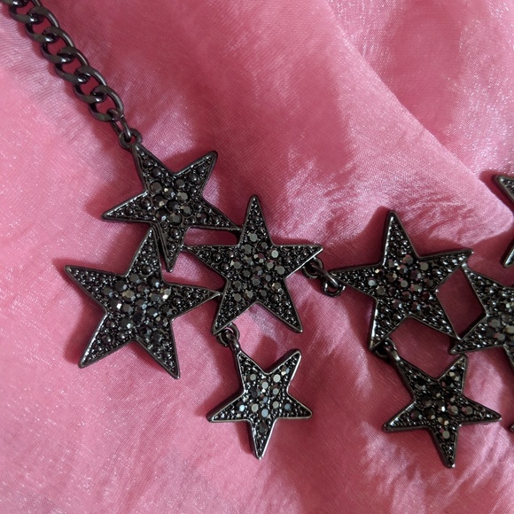 Dark Elegance Gothic Star Necklace - Picture 2 of 5